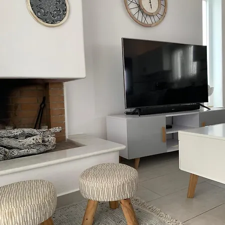 Center Paroikia Апартаменты