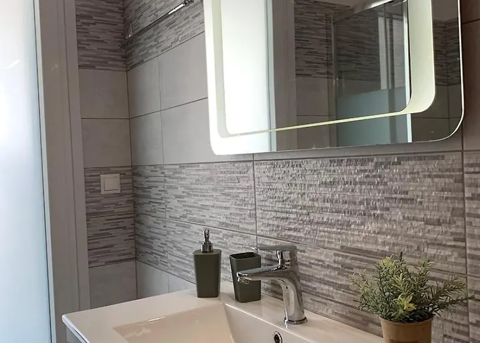 Center Paroikia Apartment